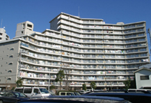 	アクシス東四つ木	 建物写真