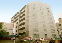 	コーポレート新宿百人町一丁目	 建物写真